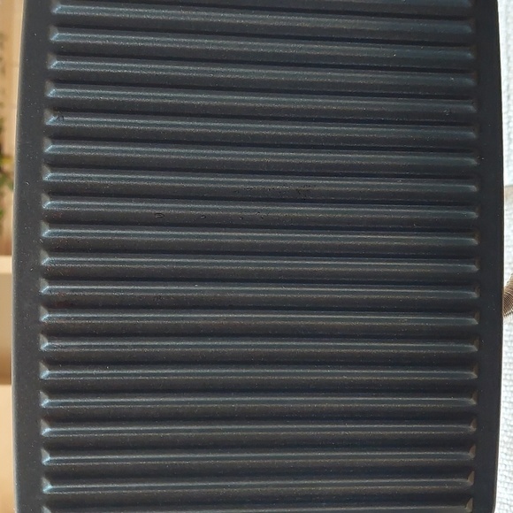 HAMILTON Beach Panini Press Gourmet Sandwich Maker - Picture 4 of 8